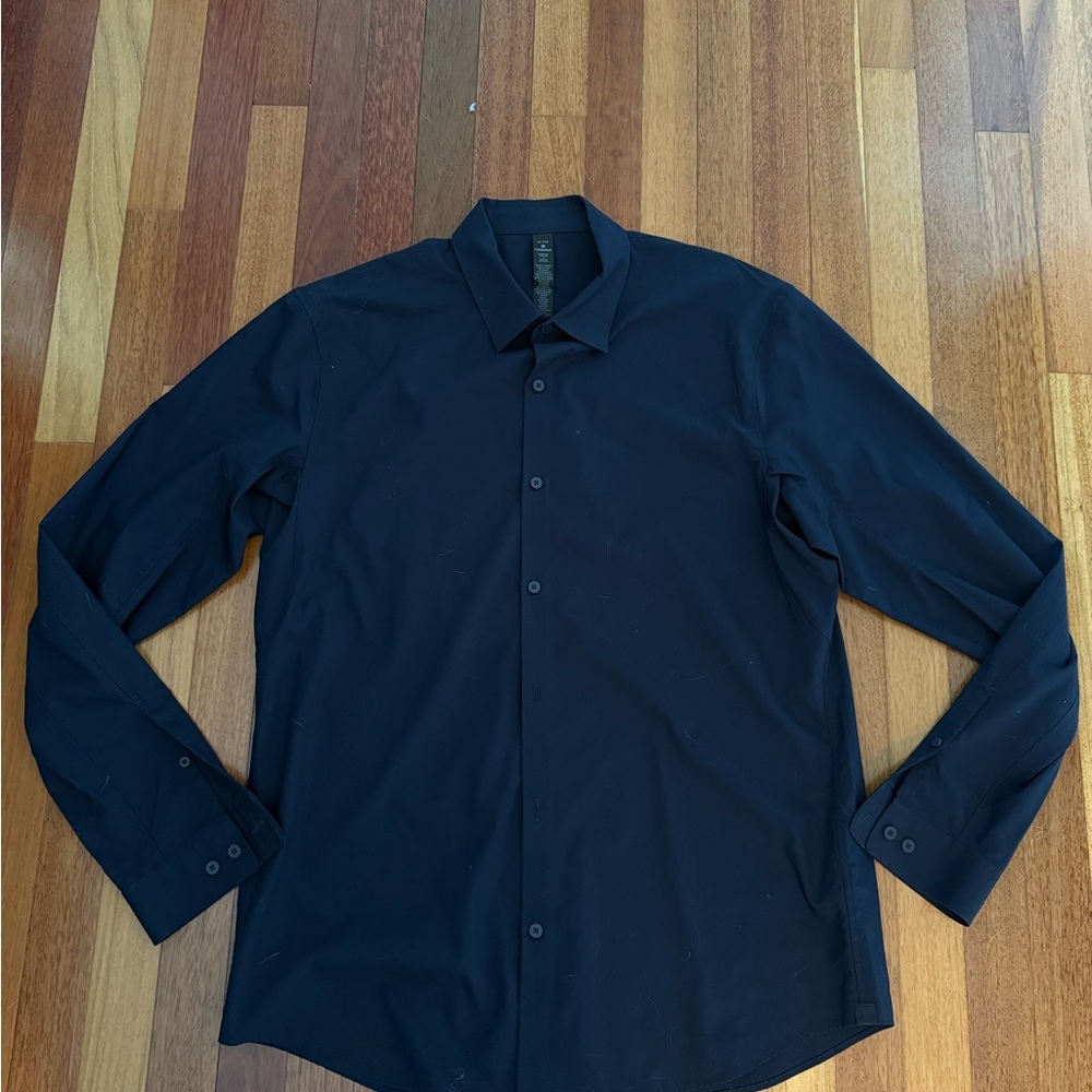 Lululemon Athletica Navy Dress Shirt with Slim Fit and Textured Fabric